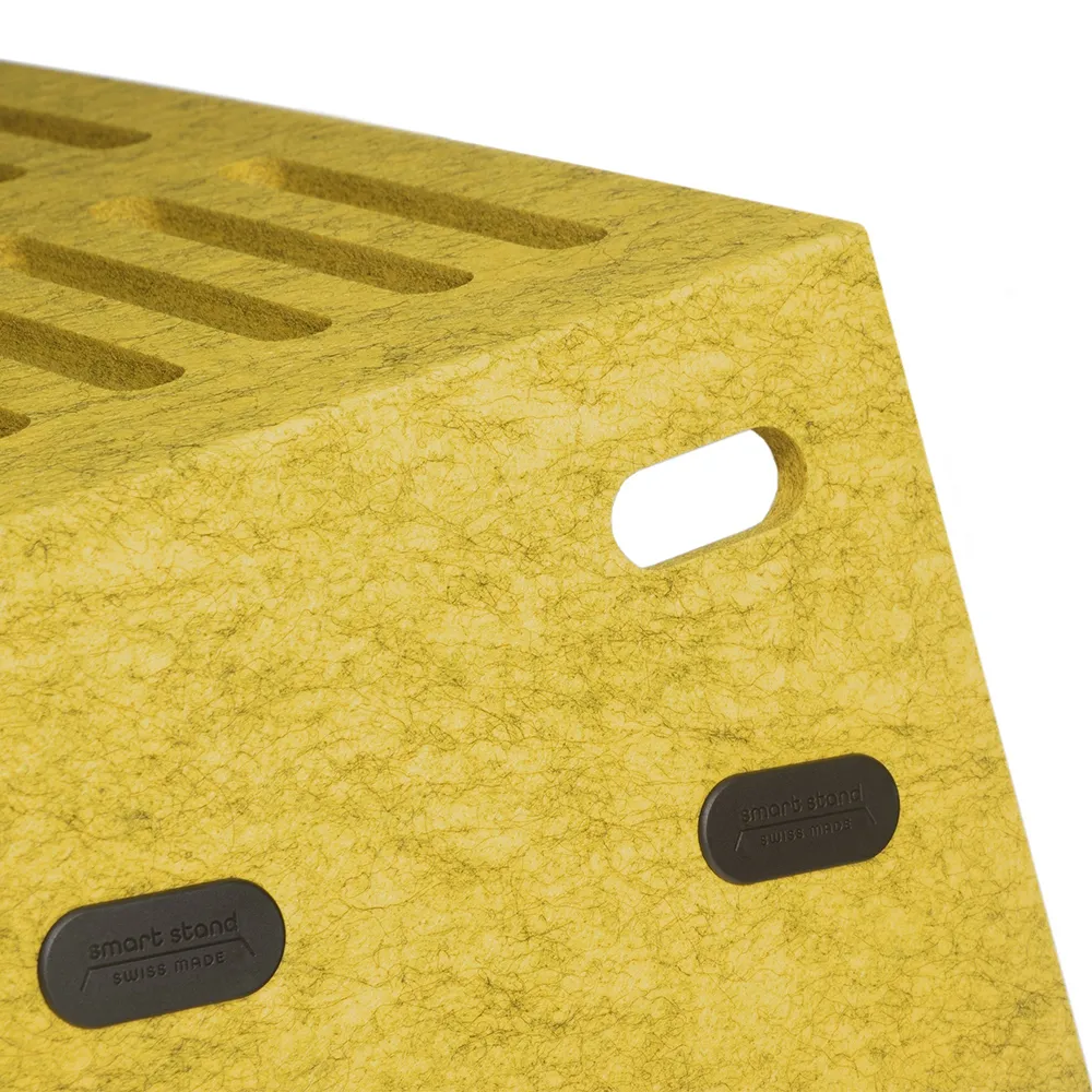 4_foldable_stand_04_lime_yellow_studio_005_produit_carre.webp