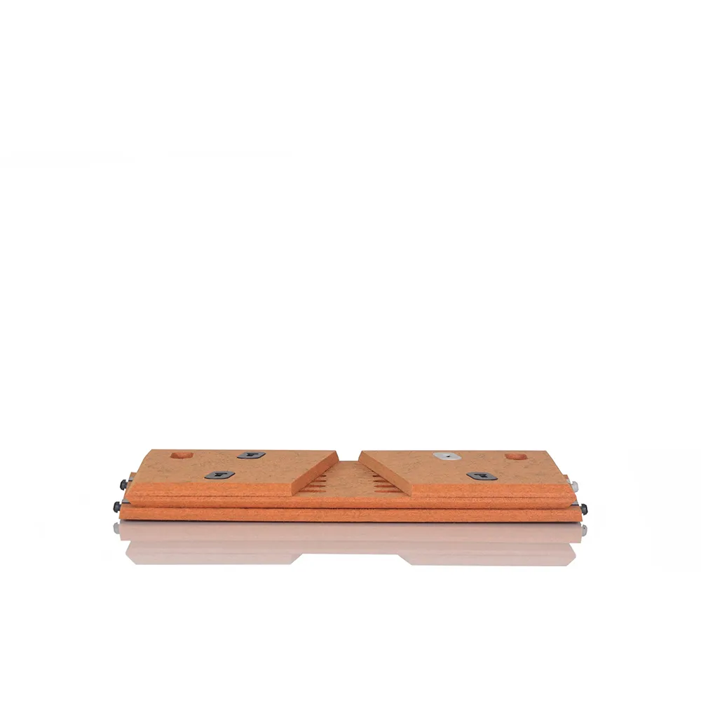 4_foldable_stand_05_orange_studio_004_folded_001_carre.webp