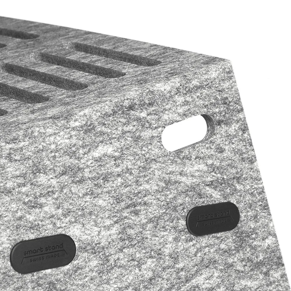 4_foldable_stand_02_asphalt_grey_studio_005_carre.jpg
