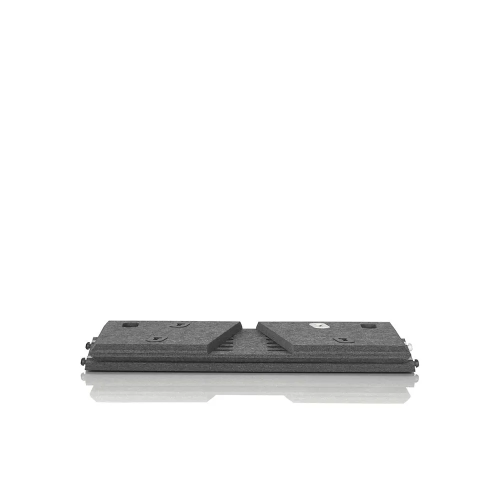 4_foldable_stand_01_carbon_black_studio_04_folded_001_carre.jpg